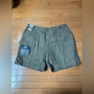 NEW, light brown Shorts, Savane